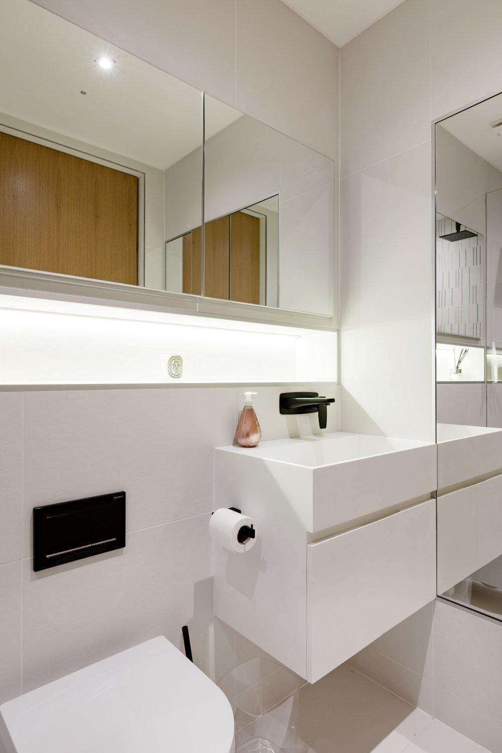 Modern At Charing Cross